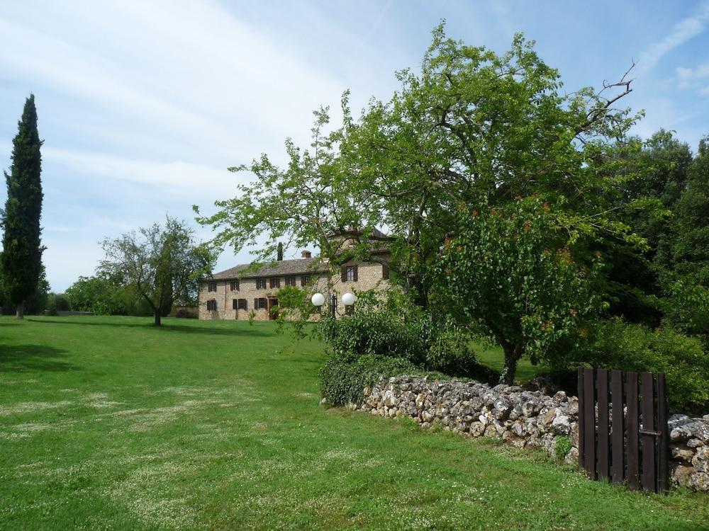 Borgo Gallinaio Monteriggioni Exteriör bild